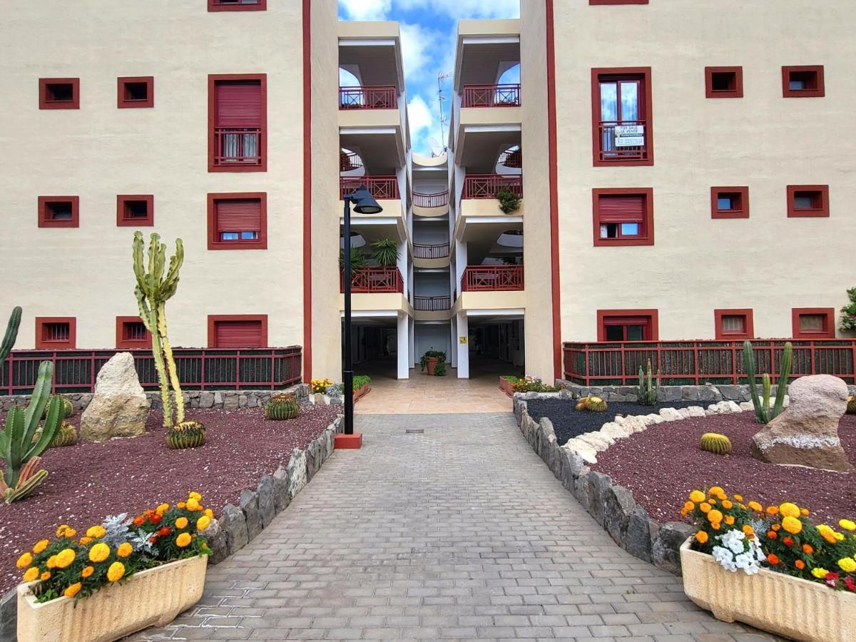 Oasis Palm Mar By Helloapartments Экстерьер фото