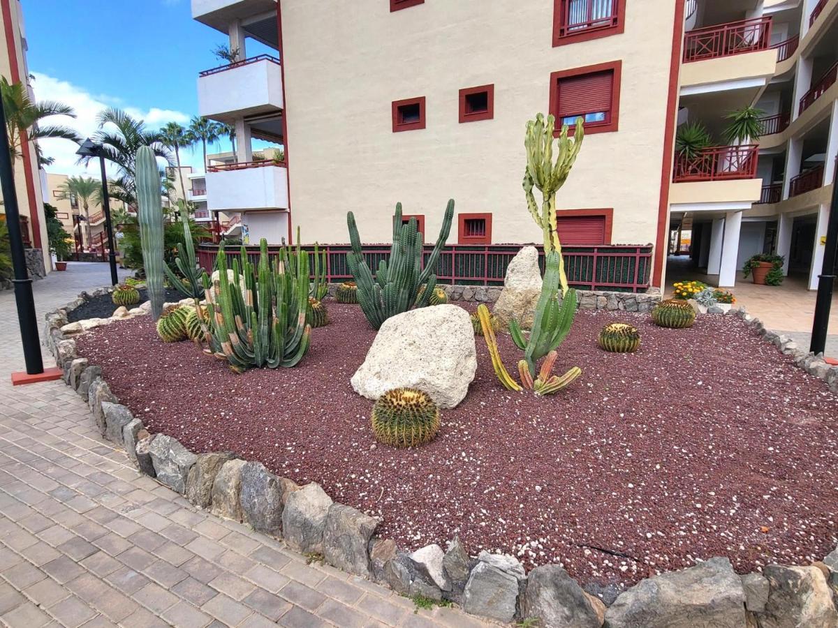 Oasis Palm Mar By Helloapartments Экстерьер фото