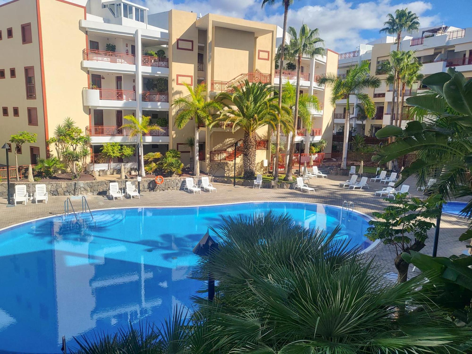 Oasis Palm Mar By Helloapartments Экстерьер фото