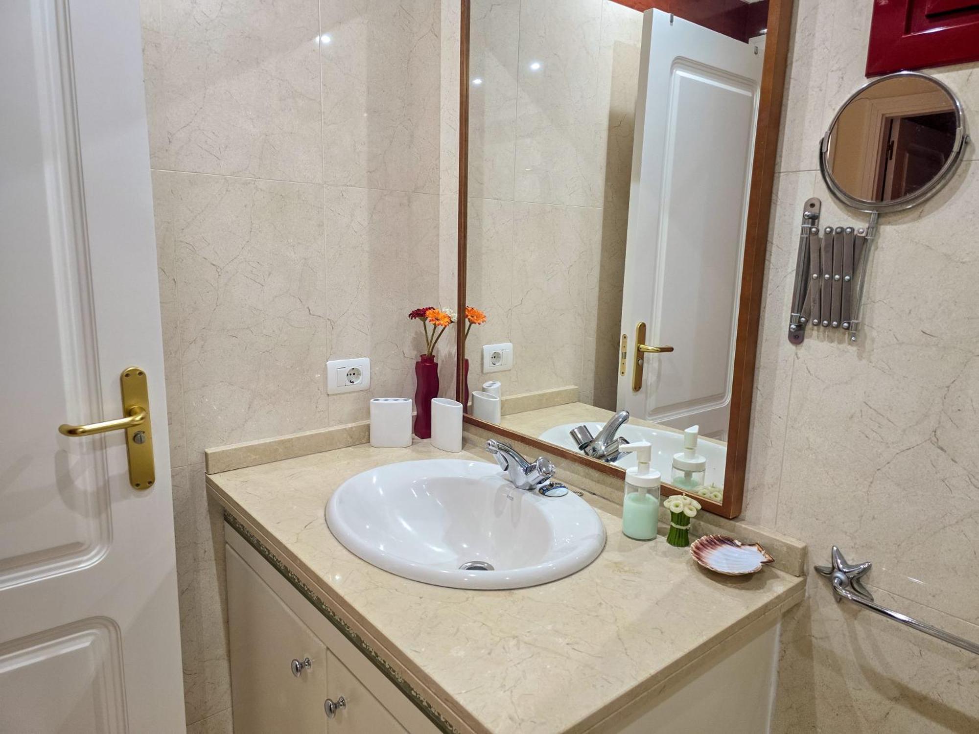 Oasis Palm Mar By Helloapartments Экстерьер фото